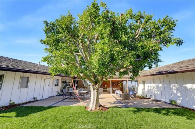 24 Cayuse Lane, Rancho Palos Verdes, CA 90275