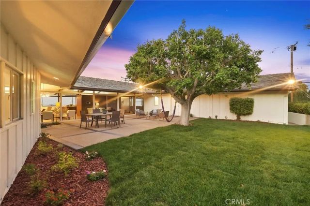24 Cayuse Lane, Rancho Palos Verdes, CA 90275