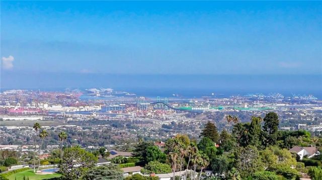 24 Cayuse Lane, Rancho Palos Verdes, CA 90275