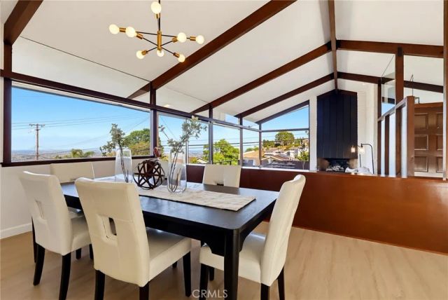 24 Cayuse Lane, Rancho Palos Verdes, CA 90275