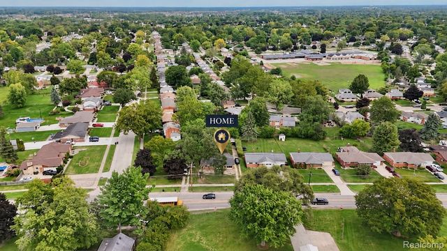 8961 Clinton River Road, Sterling Heights, MI 48314