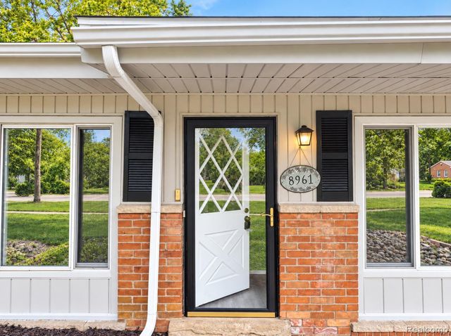 8961 Clinton River Road, Sterling Heights, MI 48314