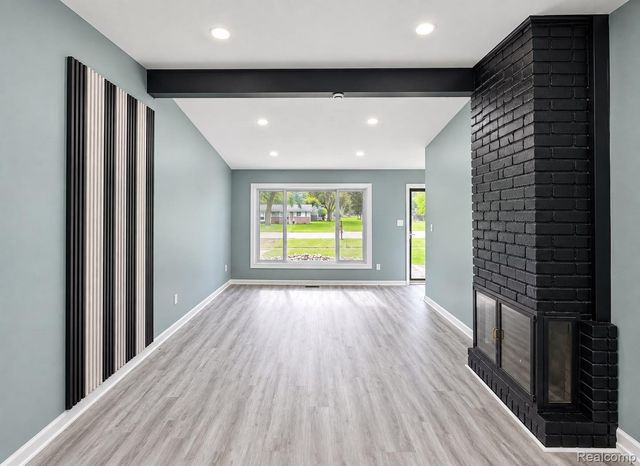 8961 Clinton River Road, Sterling Heights, MI 48314