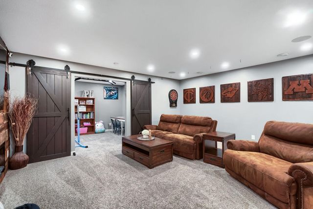 9787 Lower 8th Street, Lake Elmo, MN 55042