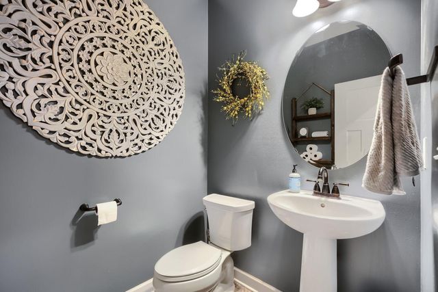 9787 Lower 8th Street, Lake Elmo, MN 55042