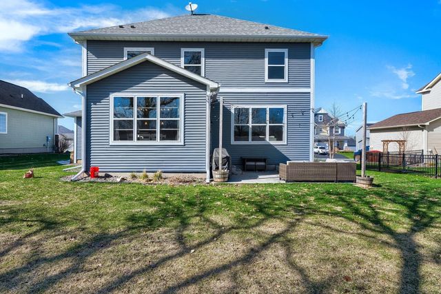 9787 Lower 8th Street, Lake Elmo, MN 55042