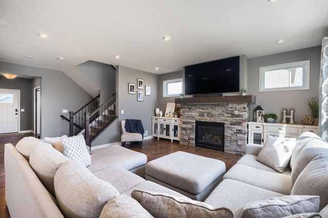 9787 Lower 8th Street, Lake Elmo, MN 55042