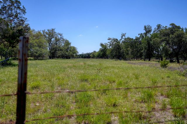 15425 Fitzhugh RD, Dripping Springs, TX 78620