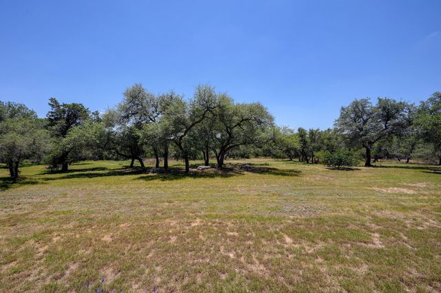 15425 Fitzhugh RD, Dripping Springs, TX 78620