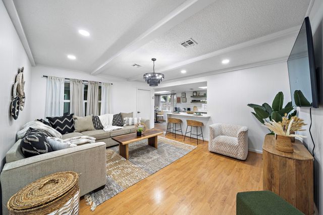 610 Acapulco Village Drive, Humble, TX 77338