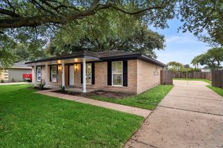 610 Acapulco Village Drive, Humble, TX 77338
