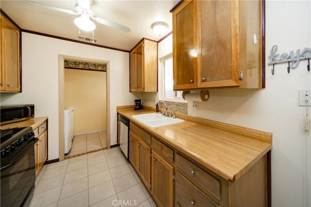 24843 1st Avenue, Murrieta, CA 92562