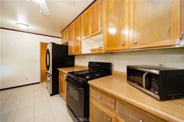 24843 1st Avenue, Murrieta, CA 92562