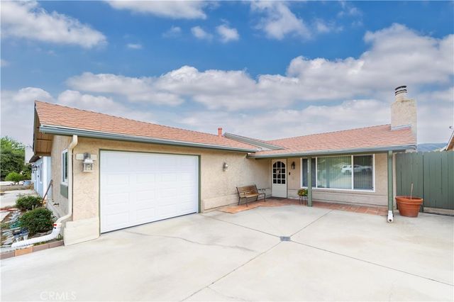 24843 1st Avenue, Murrieta, CA 92562