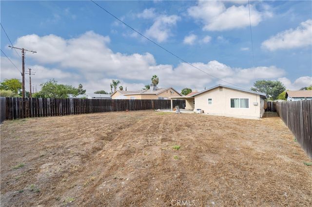 24843 1st Avenue, Murrieta, CA 92562