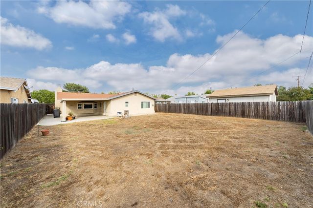 24843 1st Avenue, Murrieta, CA 92562