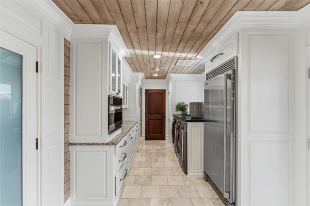 4031 Fernwood Drive, Houston, TX 77021