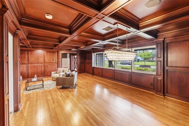 4031 Fernwood Drive, Houston, TX 77021