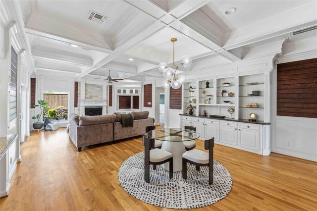 4031 Fernwood Drive, Houston, TX 77021
