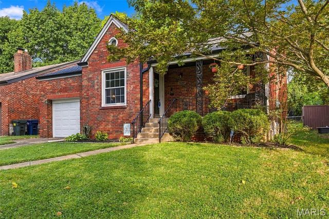 7609 Suffolk Avenue, Shrewsbury, MO 63119