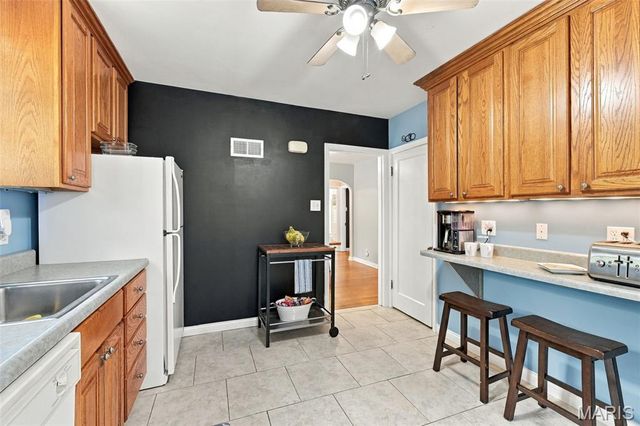 7609 Suffolk Avenue, Shrewsbury, MO 63119