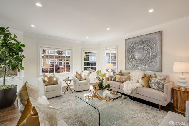 325 Moncada Way, San Francisco, CA 94127
