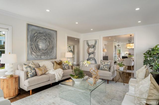 325 Moncada Way, San Francisco, CA 94127