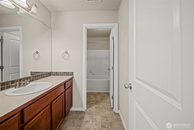 2523 10th Court SE, Olympia, WA 98501