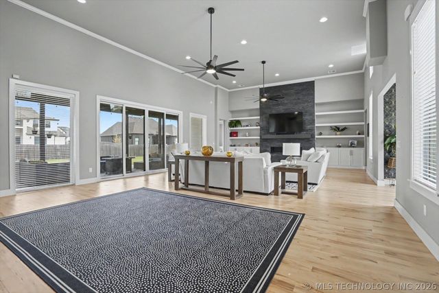 6685 E 128th Street, Bixby, OK 74008