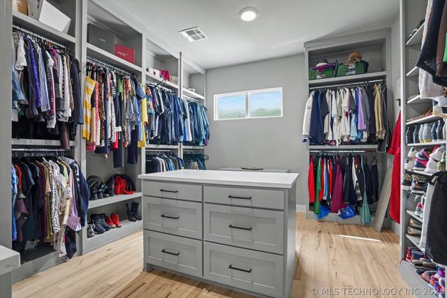 6685 E 128th Street, Bixby, OK 74008