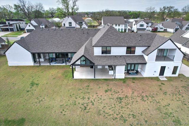 6685 E 128th Street, Bixby, OK 74008