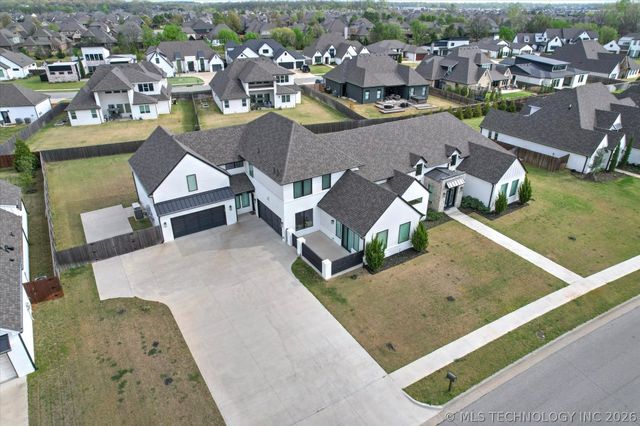 6685 E 128th Street, Bixby, OK 74008