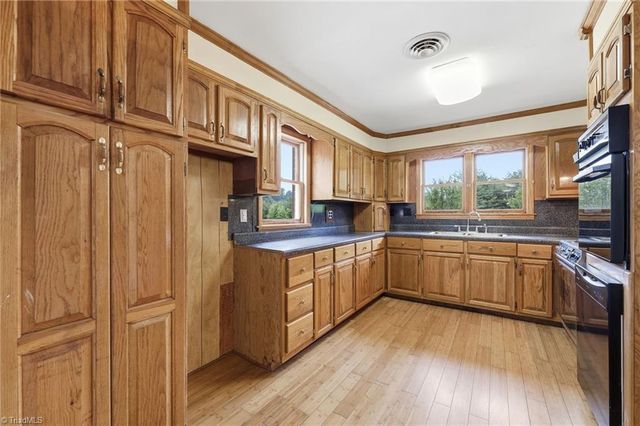 136 S K Fork Road, Madison, NC 27025