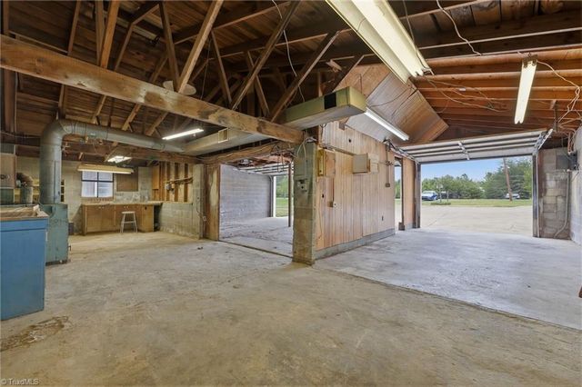 136 S K Fork Road, Madison, NC 27025