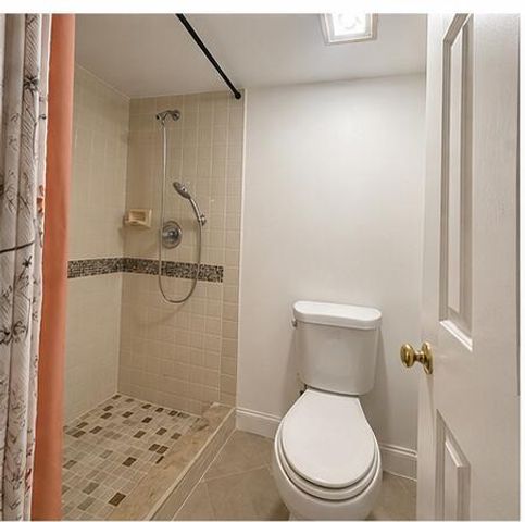3516 Whitehall Drive 105, West Palm Beach, FL 33401