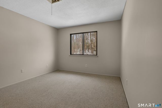 285-10k Queen Street, Southington, CT 06489