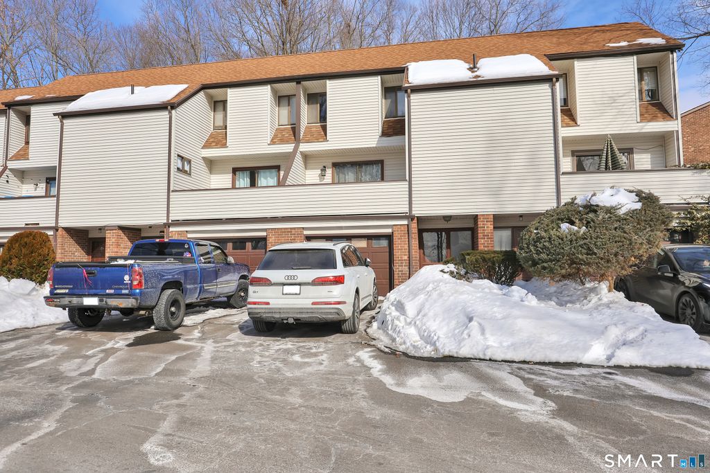 285-10k Queen Street, Southington, CT 06489