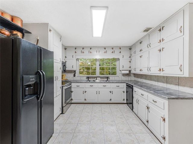 3946 Fraser Circle, Gainesville, GA 30506