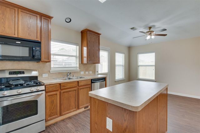 19310 Golden Cactus Lane, Cypress, TX 77433