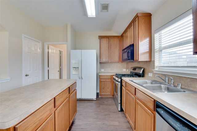 19310 Golden Cactus Lane, Cypress, TX 77433