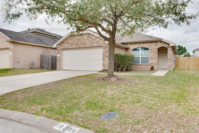 19310 Golden Cactus Lane, Cypress, TX 77433