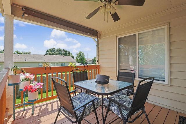 2244 S Rutledge St, Wichita, KS 67209