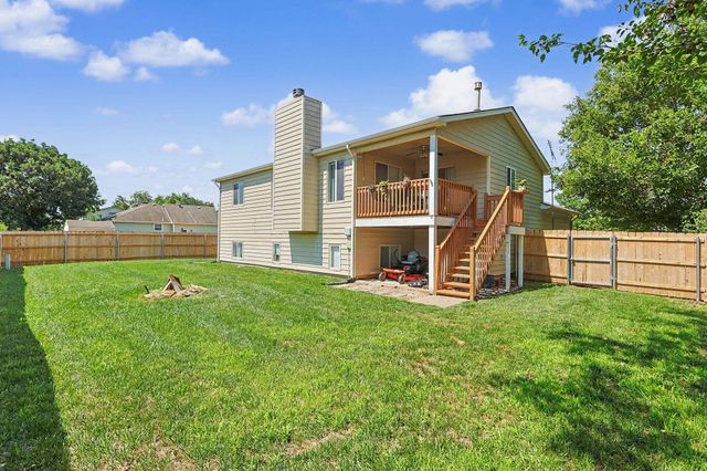 2244 S Rutledge St, Wichita, KS 67209