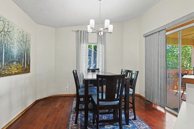 2244 S Rutledge St, Wichita, KS 67209