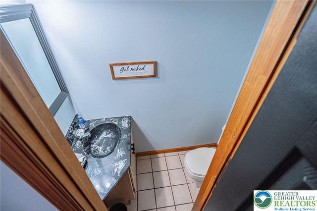 2725 Victoria Lane, Easton, PA 18045