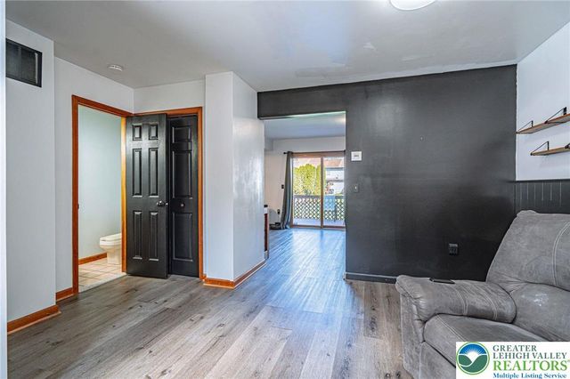 2725 Victoria Lane, Easton, PA 18045