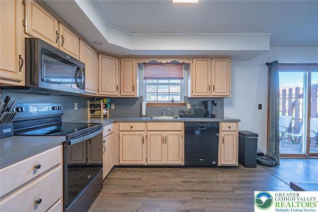 2725 Victoria Lane, Easton, PA 18045