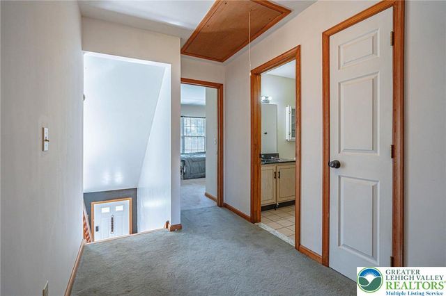 2725 Victoria Lane, Easton, PA 18045