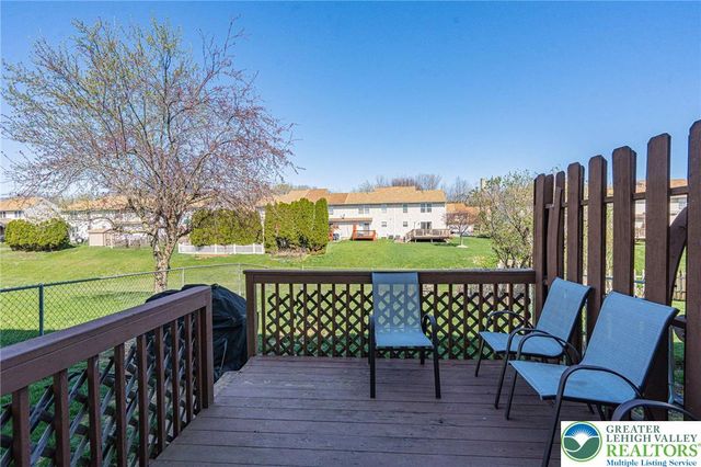 2725 Victoria Lane, Easton, PA 18045