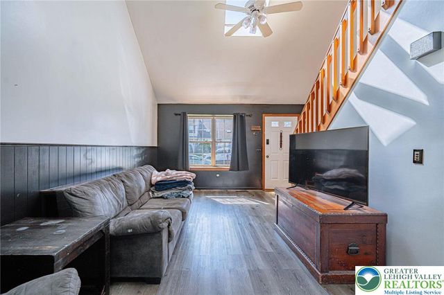 2725 Victoria Lane, Easton, PA 18045